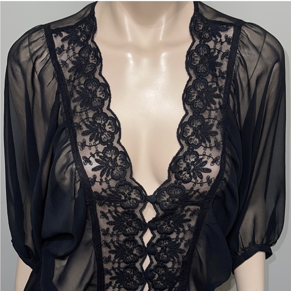 EUC Sheer lace boho blouse (M)
